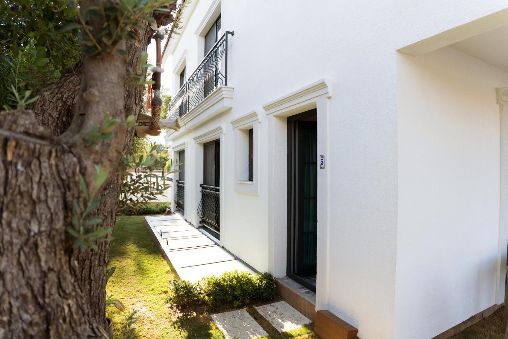 Julietotel Alacatı Bagian luar foto
