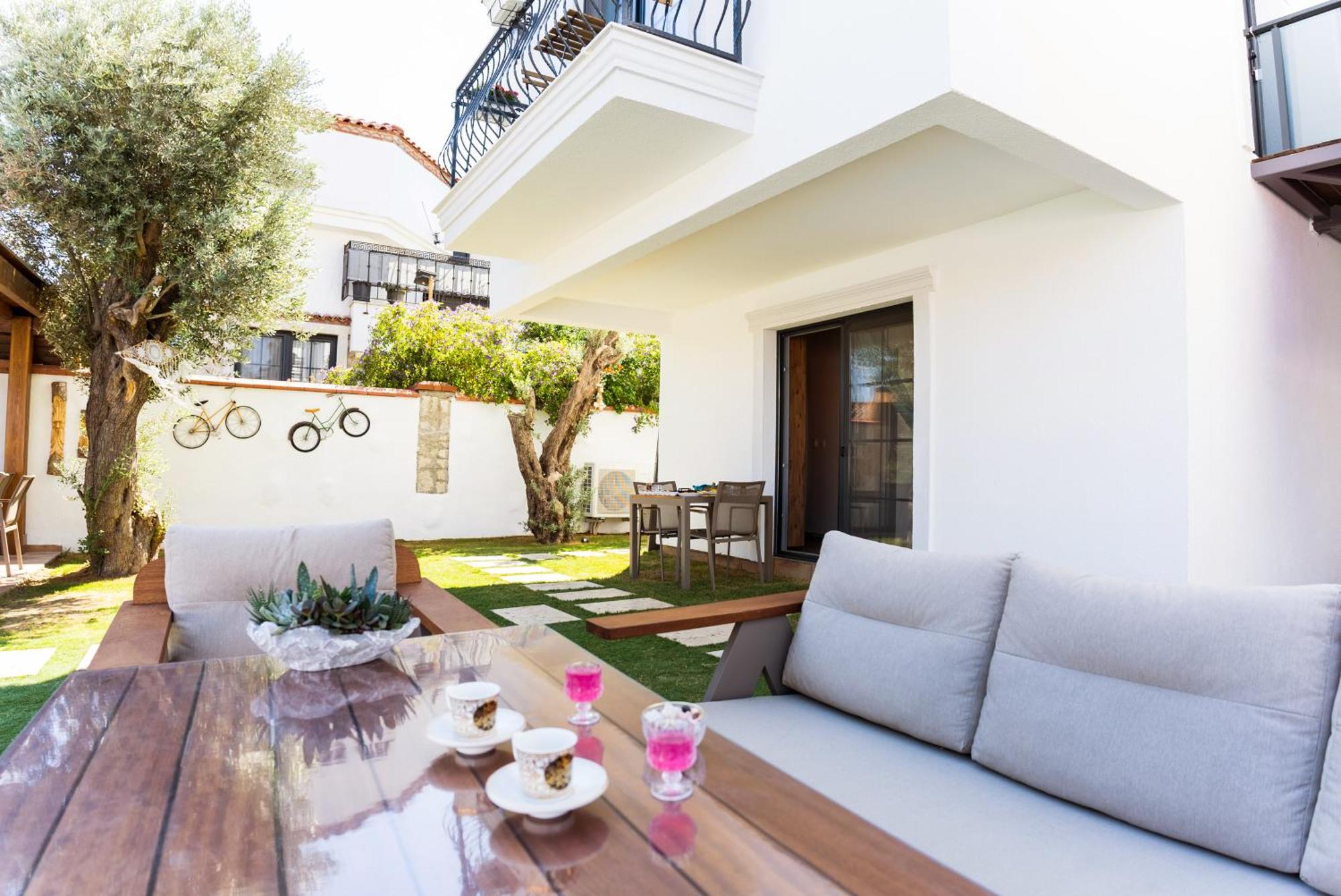 Julietotel Alacatı Bagian luar foto